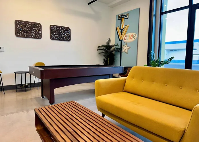Modern Stylish Downtown Loft, By Uofa + Foodie Hub * Tucson